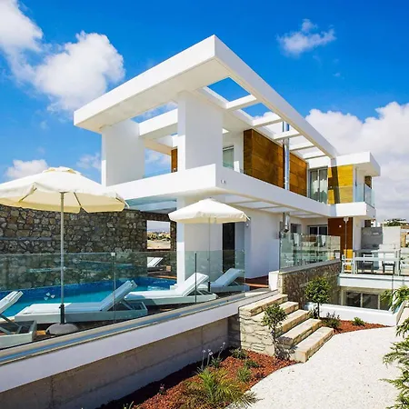Sapphire Villa *